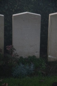 Aubigny Communal Cemetery Extension - Naetze, Arthur